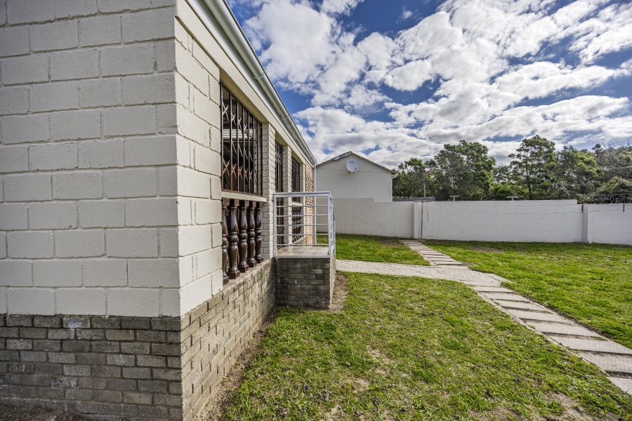 3 Bedroom Property for Sale in Haven Hills Eastern Cape